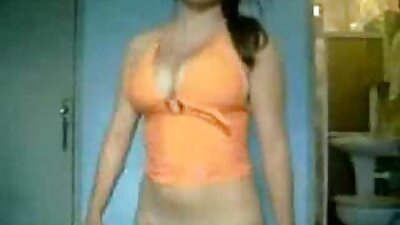 العصير فتاة سوداء تلميع عايز سكس اسرائيلي بيضاء كبيرة ديك في السيارة
