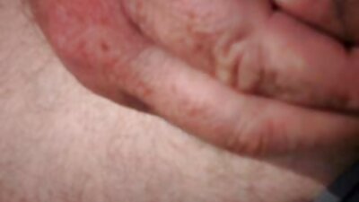 في سن المراهقة يريد أن يكون مارس الجنس بشكل جيد و رجل ملتح لن اخذلها مسلسل سكس اسرائيلي